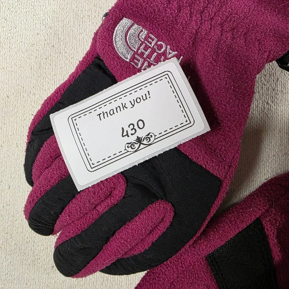 The North Face Girls Denali Fleece Gloves Magenta Pink Black Size S sku 430 7/8